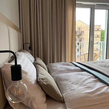 Blue Plac Wolnosci 6 アパート